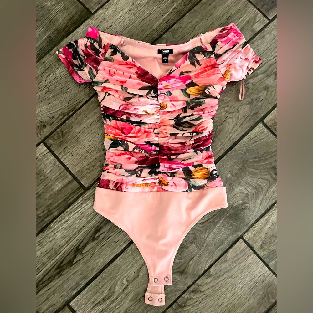 Express floral top